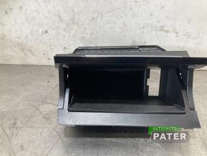 Used Front ashtray Volkswagen Golf VII (AUA) 1.4 TSI 16V Price € 52,50 Margin scheme offered by Autoparts Pater