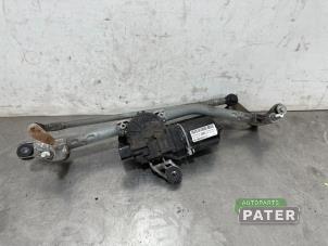 Used Wiper motor + mechanism Chevrolet Spark (M300) 1.0 16V Bifuel Price € 42,00 Margin scheme offered by Autoparts Pater