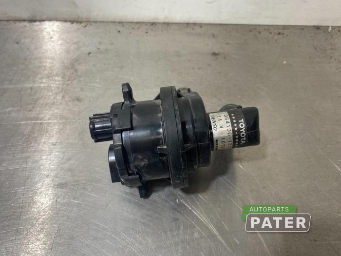 Begagnade Extra vattenpump Lexus NX I (Z1) 300h 2.5 16V 4x4 Pris € 31,50 Marginaltabell erbjuds av Autoparts Pater