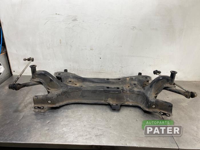 Usados Subchasis Lexus NX I (Z1) 300h 2.5 16V 4x4 Precio € 89,25 Norma de margen ofrecido por Autoparts Pater