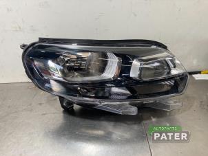 Used Headlight, right Opel Vivaro 1.5 CDTI 120 Price € 183,75 Margin scheme offered by Autoparts Pater