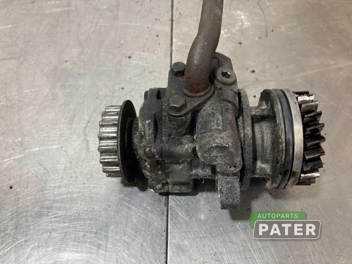 Power steering pump Volkswagen Transporter T5 2.5 TDi AXD VWAG