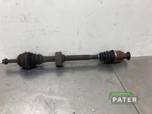Used Front drive shaft, right Dacia Sandero I (BS) 1.2 16V Price € 42,00 Margin scheme offered by Autoparts Pater
