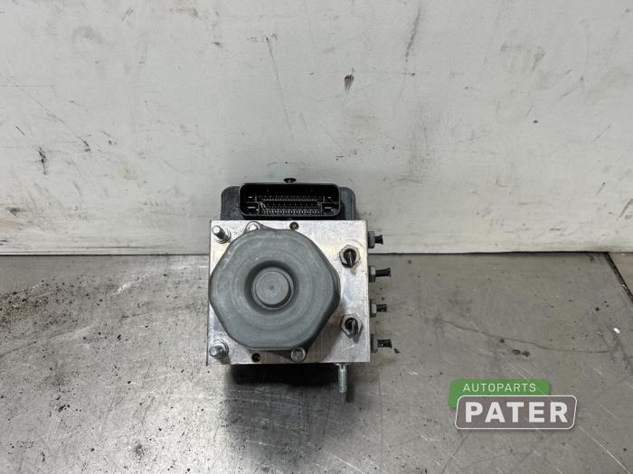 Usagé Bloc ABS Mercedes B (W246/W242) 2.2 B-220 CDI BlueEFFICIENCY,d 16V Prix € 99,75 Règlement à la marge proposé par Autoparts Pater