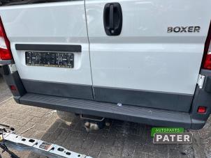 Used Rear bumper component, central Peugeot Boxer (U9) 2.0 BlueHDi 110 Price € 63,53 Inclusive VAT offered by Autoparts Pater