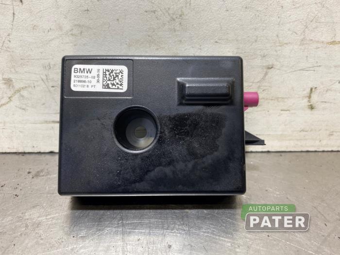 Używane Antena BMW 3 serie Touring (F31) 320d 2.0 16V Cena € 26,25 Procedura marży oferowane przez Autoparts Pater