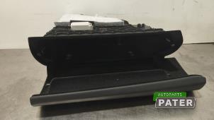 Used Glovebox BMW 3 serie Touring (F31) 320d 2.0 16V Price € 52,50 Margin scheme offered by Autoparts Pater