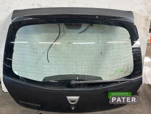 Używane Tylna klapa Dacia Sandero I (BS) 1.2 16V Cena € 157,50 Procedura marży oferowane przez Autoparts Pater