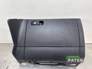 Used Glovebox Volkswagen Golf VII (AUA) 1.4 TSI 16V Price € 42,00 Margin scheme offered by Autoparts Pater