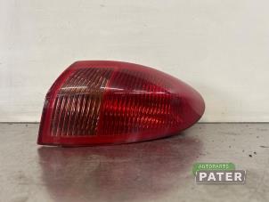 Used Taillight, right Alfa Romeo 147 (937) 1.6 Twin Spark 16V Price € 26,25 Margin scheme offered by Autoparts Pater