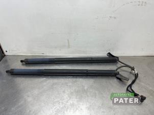 Used Set of gas struts for boot Porsche Cayenne Coupe (9YB) 3.0 V6 24V Turbo Price € 315,00 Margin scheme offered by Autoparts Pater