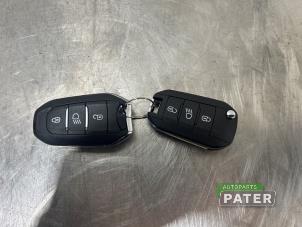 Used Key Peugeot 208 II (UB/UH/UP) e-208 Price € 105,00 Margin scheme offered by Autoparts Pater