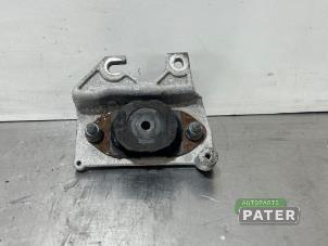 Used Gearbox mount Renault Express 1.5 dCi 75 Price € 31,76 Inclusive VAT offered by Autoparts Pater