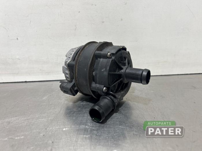 Begagnade Extra vattenpump Renault Express 1.5 dCi 75 Pris € 50,82 Inklusive moms erbjuds av Autoparts Pater