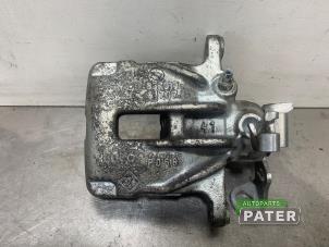 Used Rear brake calliper, left Renault Trafic New (FL) 1.9 dCi 82 16V Price € 50,82 Inclusive VAT offered by Autoparts Pater