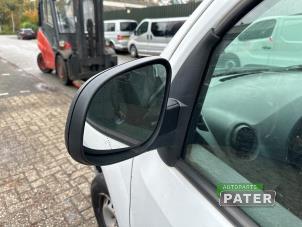 Używane Lusterko zewnetrzne lewe Mercedes Citan (415.6) 1.5 108 CDI Cena € 95,29 Z VAT oferowane przez Autoparts Pater