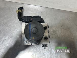 Used ABS pump Renault Master IV (FV) 2.3 dCi 110 16V FWD Price € 190,58 Inclusive VAT offered by Autoparts Pater