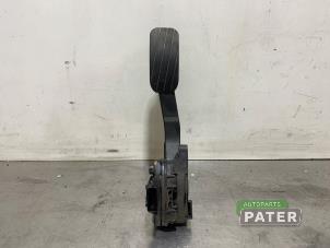 Used Accelerator pedal Opel Movano 2.3 CDTi 16V FWD Price € 63,53 Inclusive VAT offered by Autoparts Pater