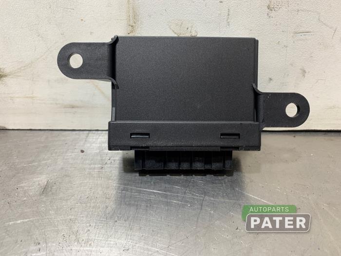 PDC-modul från en Opel Astra K 1.2 Turbo 12V 2021