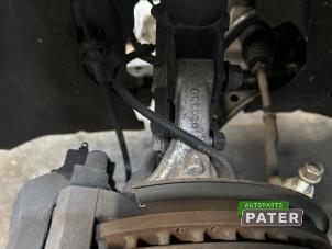 Usagé Bras de suspension avant gauche Opel Astra K 1.2 Turbo 12V Prix € 52,50 Règlement à la marge proposé par Autoparts Pater