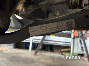 Usagé Bras de suspension avant droit Opel Astra K 1.2 Turbo 12V Prix € 52,50 Règlement à la marge proposé par Autoparts Pater