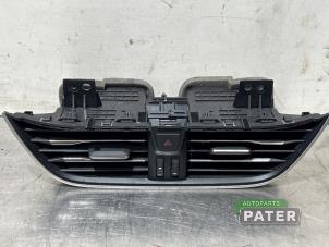 Gebrauchte Luftgitter Armaturenbrett Ford Focus 4 Wagon 1.5 EcoBlue 120 Preis € 52,50 Margenregelung angeboten von Autoparts Pater