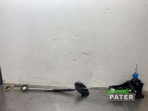 Used Gearbox mechanism Opel Astra K 1.2 Turbo 12V Price € 157,50 Margin scheme offered by Autoparts Pater