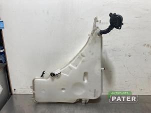 Used Front windscreen washer reservoir BMW 1 serie (F20) 118d 2.0 16V Price € 52,50 Margin scheme offered by Autoparts Pater