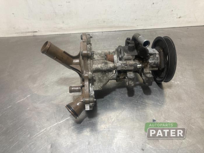 Power steering pump from a Ford Transit 2.2 TDCi 16V 2015