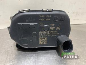 Drosselklappengehäuse van een Volkswagen Golf VII (AUA) 1.5 TSI Evo BMT 16V 2020