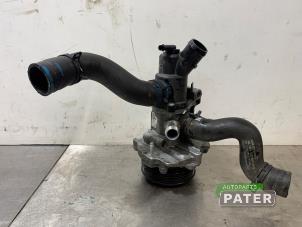 Used Water pump Mercedes CLA (117.3) 2.2 CLA-220 CDI 16V Price € 131,25 Margin scheme offered by Autoparts Pater