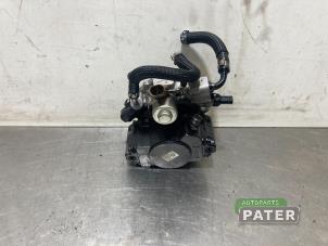 Used Mechanical fuel pump Mercedes CLA (117.3) 2.2 CLA-220 CDI 16V Price € 183,75 Margin scheme offered by Autoparts Pater