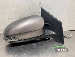 Used Wing mirror, right Toyota Auris (E18) 1.8 16V Hybrid Price € 157,50 Margin scheme offered by Autoparts Pater