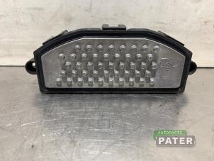 Used Heater resistor Mercedes GLB (247.6) 1.3 GLB-200 Turbo 16V Price € 31,50 Margin scheme offered by Autoparts Pater