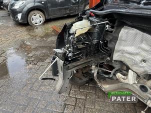 Used Front right bodywork corner Renault Clio IV (5R) 0.9 Energy TCE 90 12V Price on request offered by Autoparts Pater