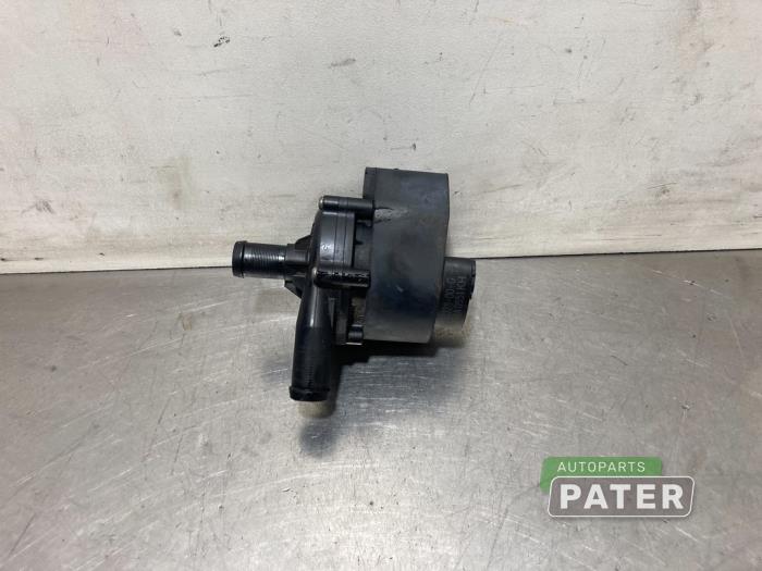 Begagnade Extra vattenpump Tesla Model X 100X Pris € 42,00 Marginaltabell erbjuds av Autoparts Pater