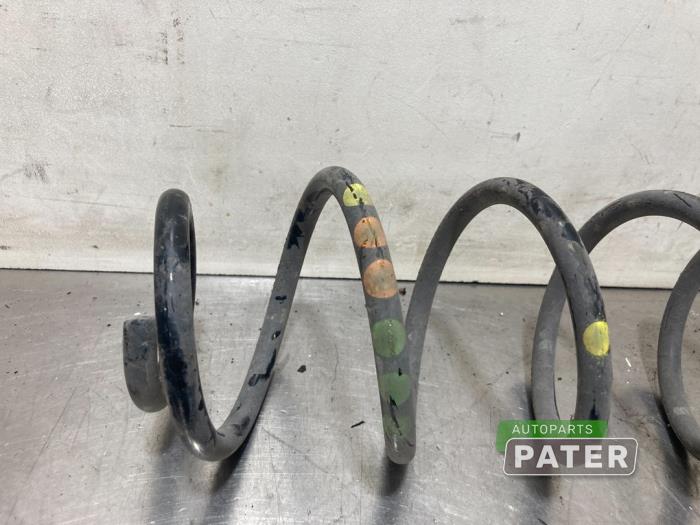 Rear coil spring from a Volkswagen Up! (121) 1.0 12V 60 2018