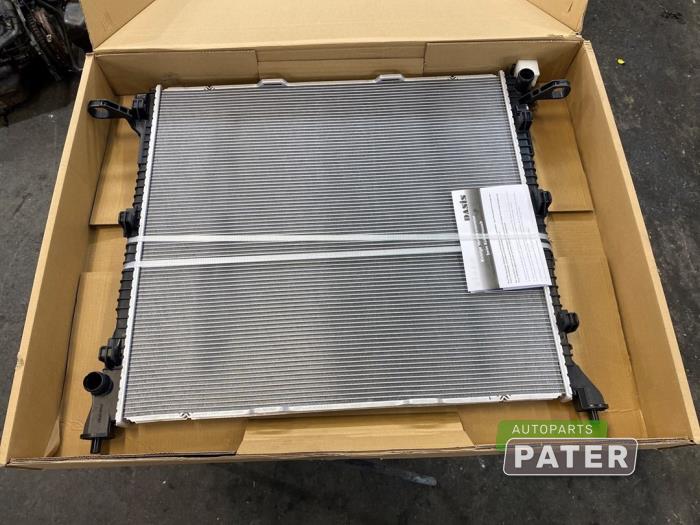 Radiator from a Volkswagen Crafter (SY) 2.0 TDI 2023