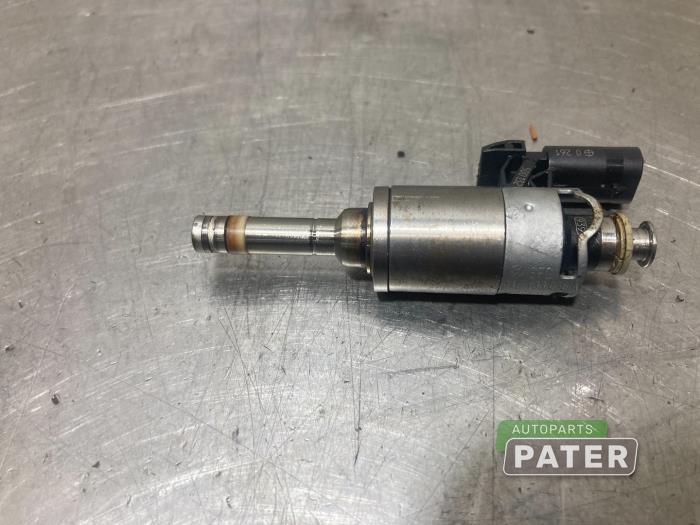 Injector (petrol injection) from a Volkswagen Golf VII (AUA) 1.2 TSI 16V 2014