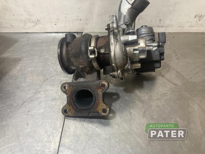 Używane Turbo Volkswagen Golf VII (AUA) 1.4 TSI 16V Cena € 420,00 Procedura marży oferowane przez Autoparts Pater