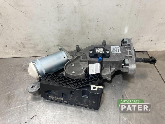Używane Silnik tylnej klapy Mercedes GLK (204.7/9) 3.5 350 V6 24V 4-Matic Cena € 78,75 Procedura marży oferowane przez Autoparts Pater