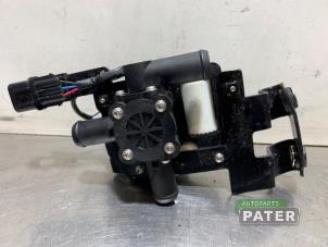 Used Electric heater valve Hyundai Kona (OS) 39 kWh Price € 105,00 Margin scheme offered by Autoparts Pater