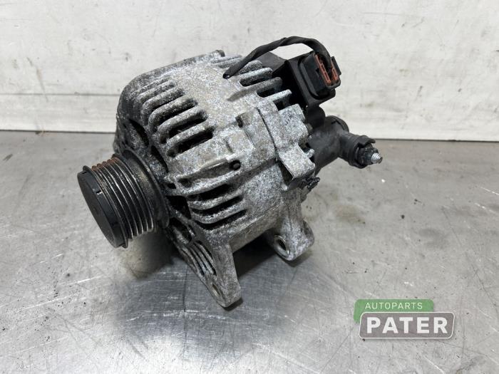 Usagé Dynamo Kia Soul I (AM) 1.6 CRDi 16V Prix € 31,50 Règlement à la marge proposé par Autoparts Pater