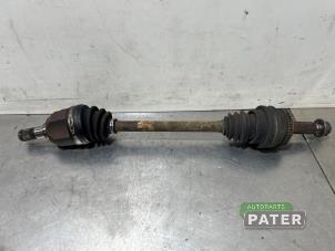 Used Front drive shaft, left Kia Soul I (AM) 1.6 CRDi 16V Price € 52,50 Margin scheme offered by Autoparts Pater