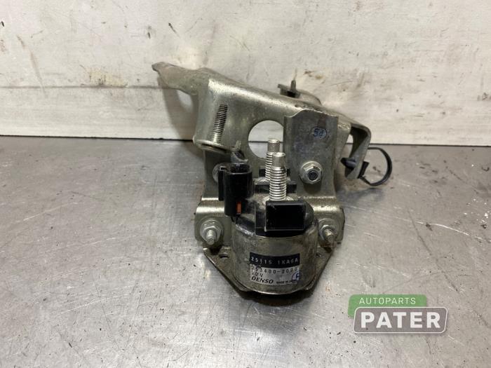 Begagnade Start/stopp-relä Nissan Juke (F15) 1.2 DIG-T 16V Pris € 26,25 Marginaltabell erbjuds av Autoparts Pater