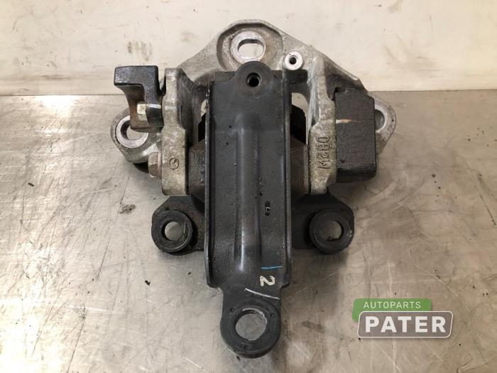 Used Engine mount Mazda CX-3 (DJ/DK) 1.5 Skyactiv D 105 16V Price € 31,50 Margin scheme offered by Autoparts Pater