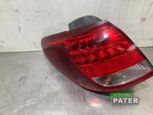 Begagnade Baklykta, vänster Mercedes B (W246) 2.1 B-220 CDI BlueEFFICIENCY, B-220d 16V Pris € 89,25 Marginaltabell erbjuds av Autoparts Pater