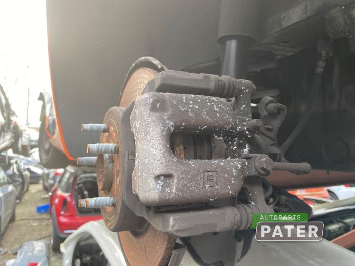 Gebrauchte Bremszange links hinten Opel Astra K Sports Tourer 1.2 Turbo 12V Preis € 42,00 Margenregelung angeboten von Autoparts Pater