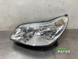Usagé Phare gauche Citroen C5 II Break (RE) 1.8 16V Prix € 26,25 Règlement à la marge proposé par Autoparts Pater