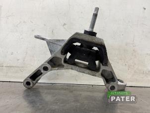 Used Gearbox mount Fiat Punto III (199) 0.9 TwinAir Turbo 100 Price € 31,50 Margin scheme offered by Autoparts Pater